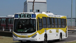 paro de colectivos: la linea 148 suspendio nuevamente sus recorridos por un conflicto gremial