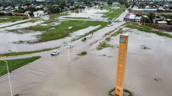 San Vicente: Bomberos reciben donaciones para Bahía Blanca