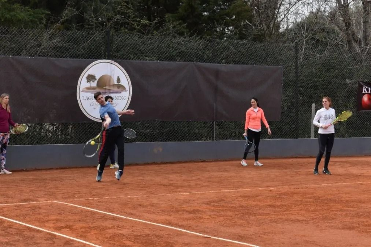 El torneo intercountry de tenis era uno de los más esperados por los countristas.  