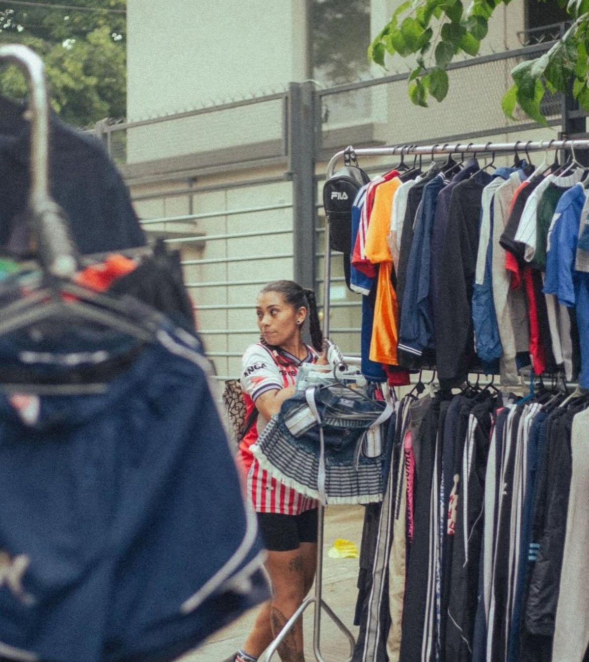 El sábado 17, más de 50 emprendimientos se reunirán en la calle para ofrecer moda, diseño y arte en la feria de Lomas de Zamora.