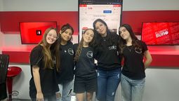 el grupo de danza attitude se prepara para el azul fest: hay que disfrutar bailar