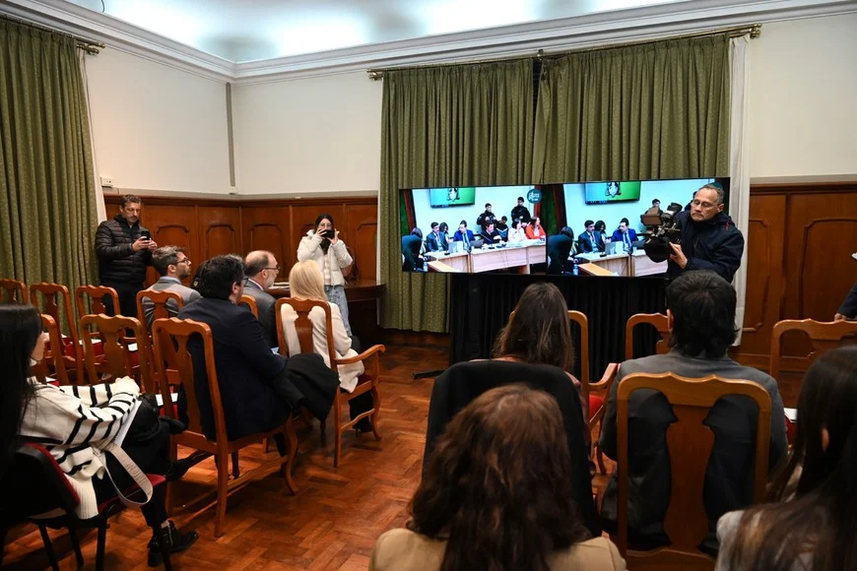 El juicio que se está llevando a cabo en Santa Fe. 