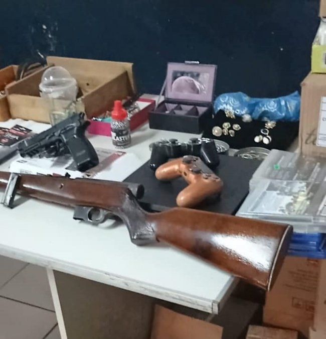 Elementos robados en las entraderas en Lomas de Zamora.