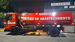 bomberos de guernica presentaron un nuevo camion cisterna