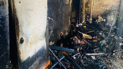 Voraz incendio en Lanús: asistieron a personas por inhalación de humo