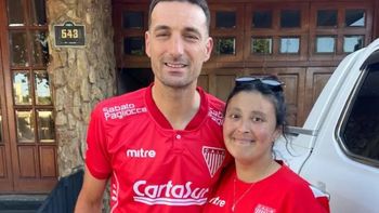 Scaloni se puso la camiseta de Los Andes y emocionó a los hinchas: la historia detrás de la foto