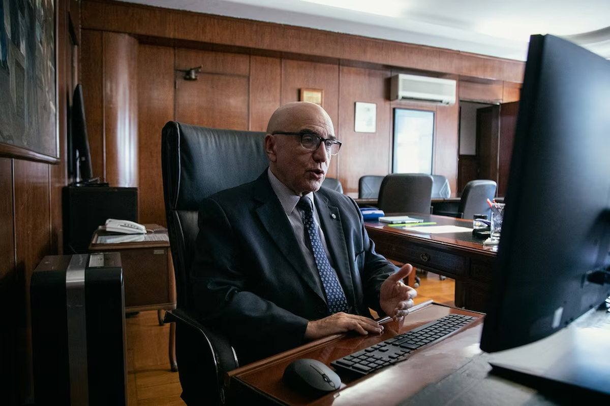 Alejandro Vilches, interventor de la Agencia Nacional de Discapacidad. Alejandro Vilches, interventor de la Agencia Nacional de Discapacidad.