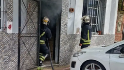 lomas: importantes danos materiales por el incendio de una vivienda