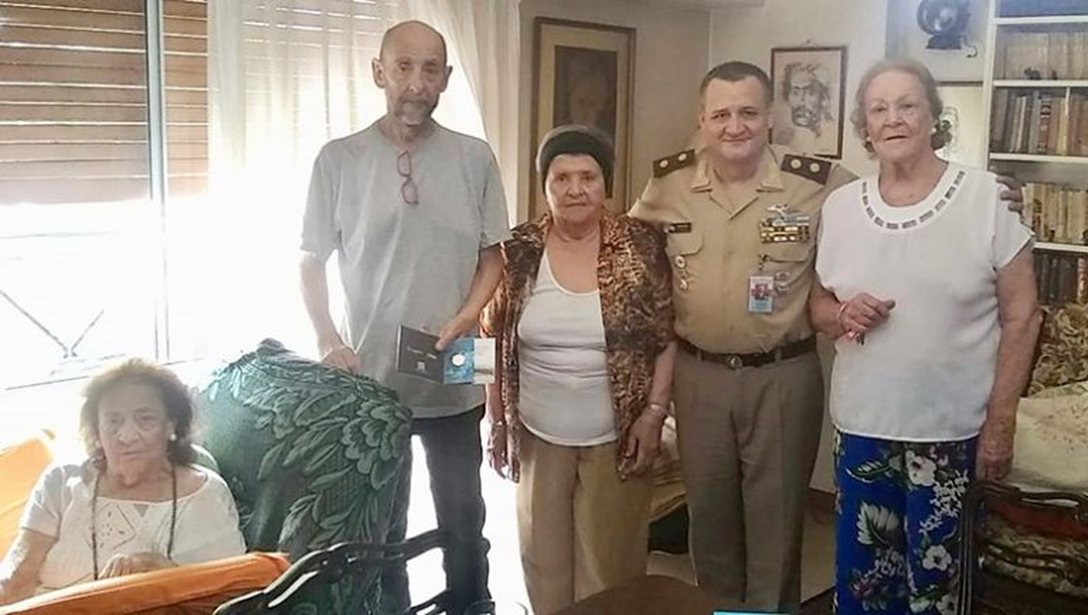 Sergio Fanin recibió una medalla a los 40 años de la Guerra de Malvinas. 