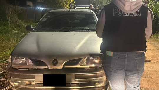 Detuvieron en Ezeiza a un hombre acusado de subir por la fuerza a su exmujer a un auto