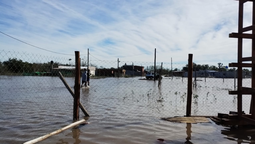 el barrio riberas de san vicente bajo el agua: que dijo su desarrollador y el municipio