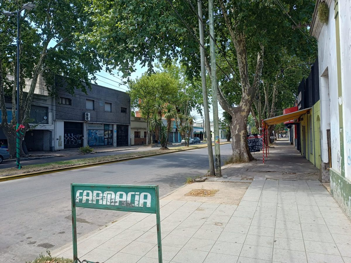 Pueblo fantasma: calles vacías en San Vicente ante los 42 grados de temperatura