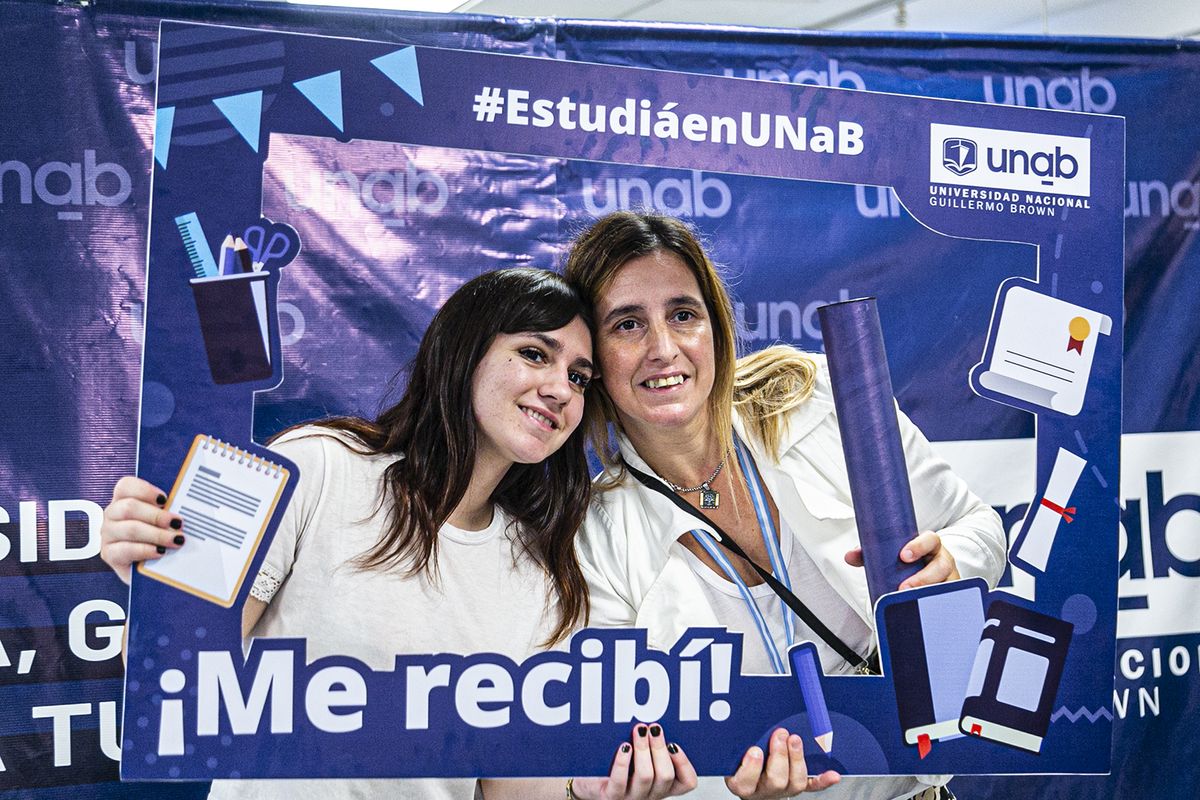 Los estudiantes recibirán un certificado por parte de la UNaB. Los estudiantes recibirán un certificado por parte de la UNaB.