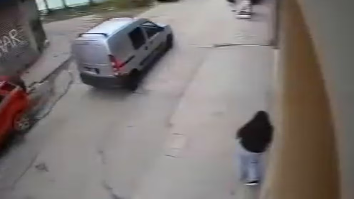 La joven que fue atacada en Lomas de Zamora. 
