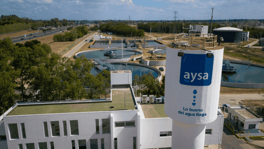 Prevén cortes de agua en zona sur por tareas de mantenimiento en planta de AySA en Bernal
