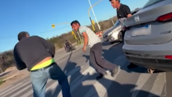 Luis Guillón: tremenda pelea entre dos conductores en Camino de Cintura