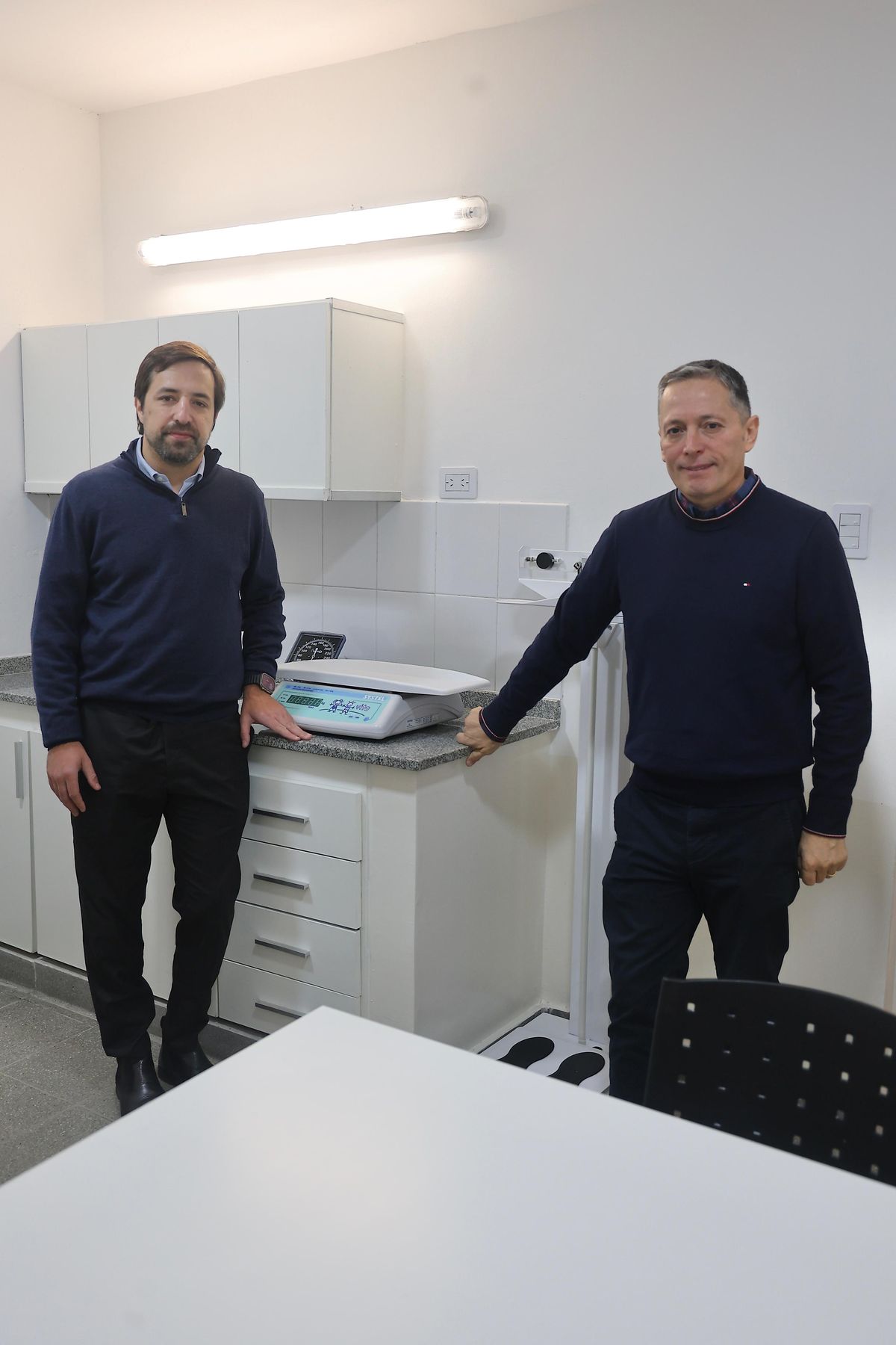 El ministro de Salud bonaerense, Nicolás Kreplak y el intendente de Esteban Echeverría, Fernando Gray. 
