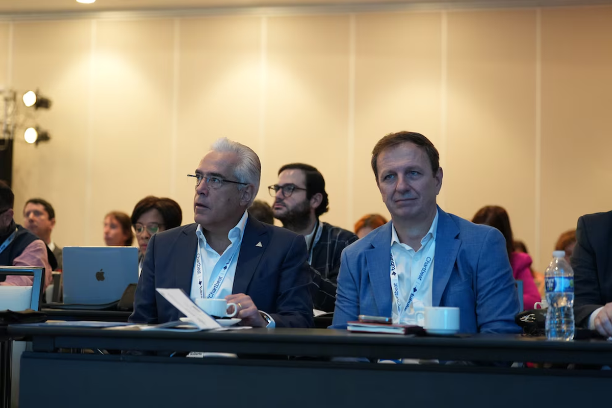 José Roberto Dutriz y Carlos Lauría, presidente y director ejecutivo de la SIP.