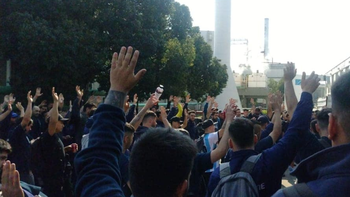 Huelga y bloqueo en la planta de Bridgestone en Llavallol: denuncian discriminación racial