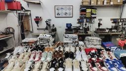 lanus: detuvieron a ocho personas por contrabando y falsificacion de zapatillas en zona sur