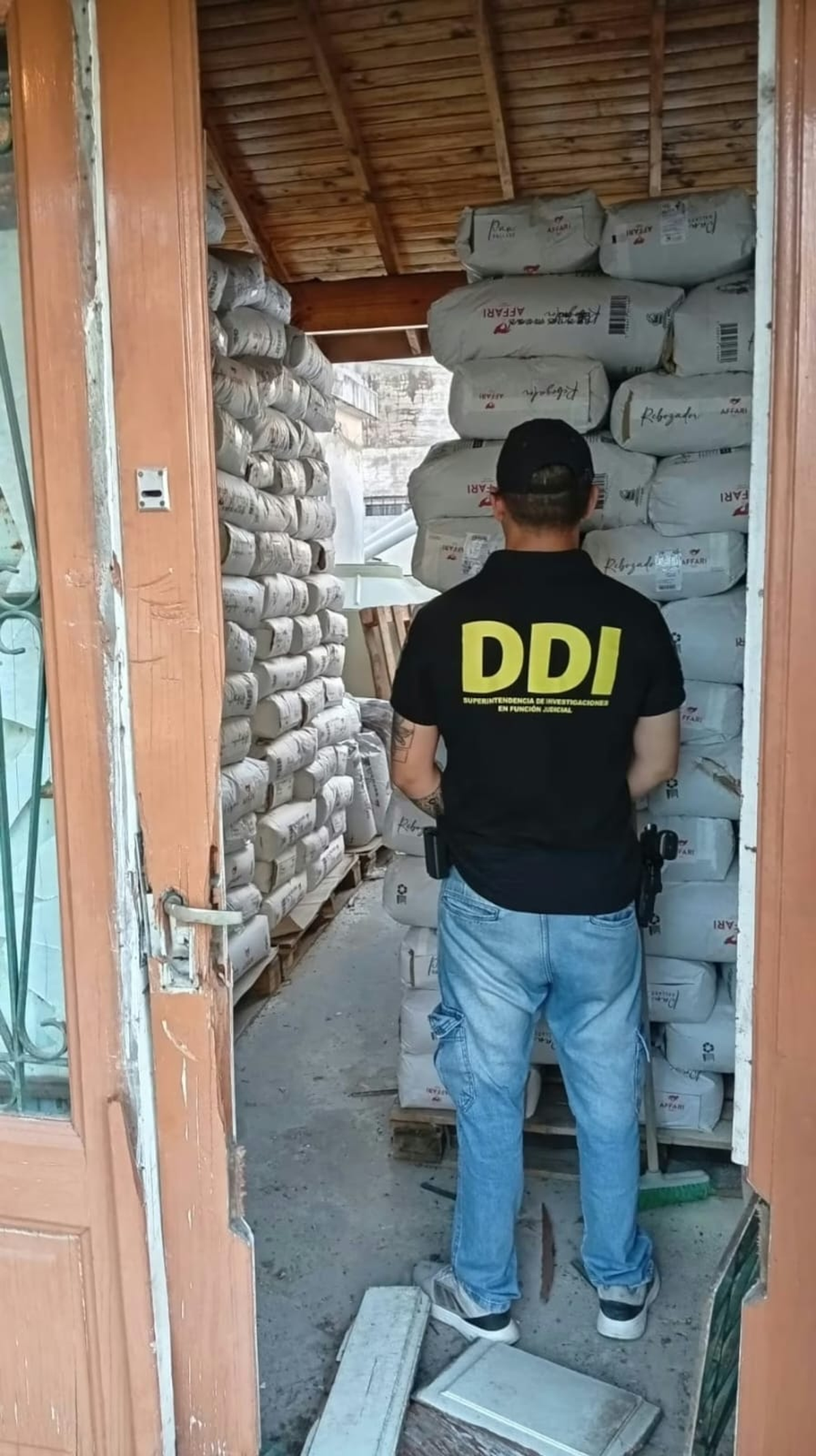 Los allanamientos se realizaron en Lomas de Zamora, Temperley y Avellaneda.