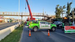 esteban echeverria: realizan trabajos de reparacion de puentes peatonales en camino de cintura