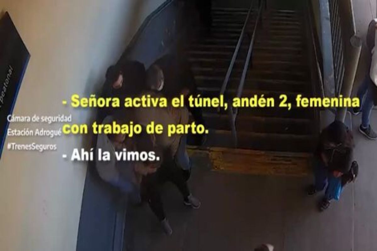 Video: así asistieron a una embarazada que casi da a luz en la estación de Adrogué