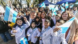 almirante brown: mas de 2500 alumnos realizaron su promesa a la bandera durante un emotivo acto en burzaco