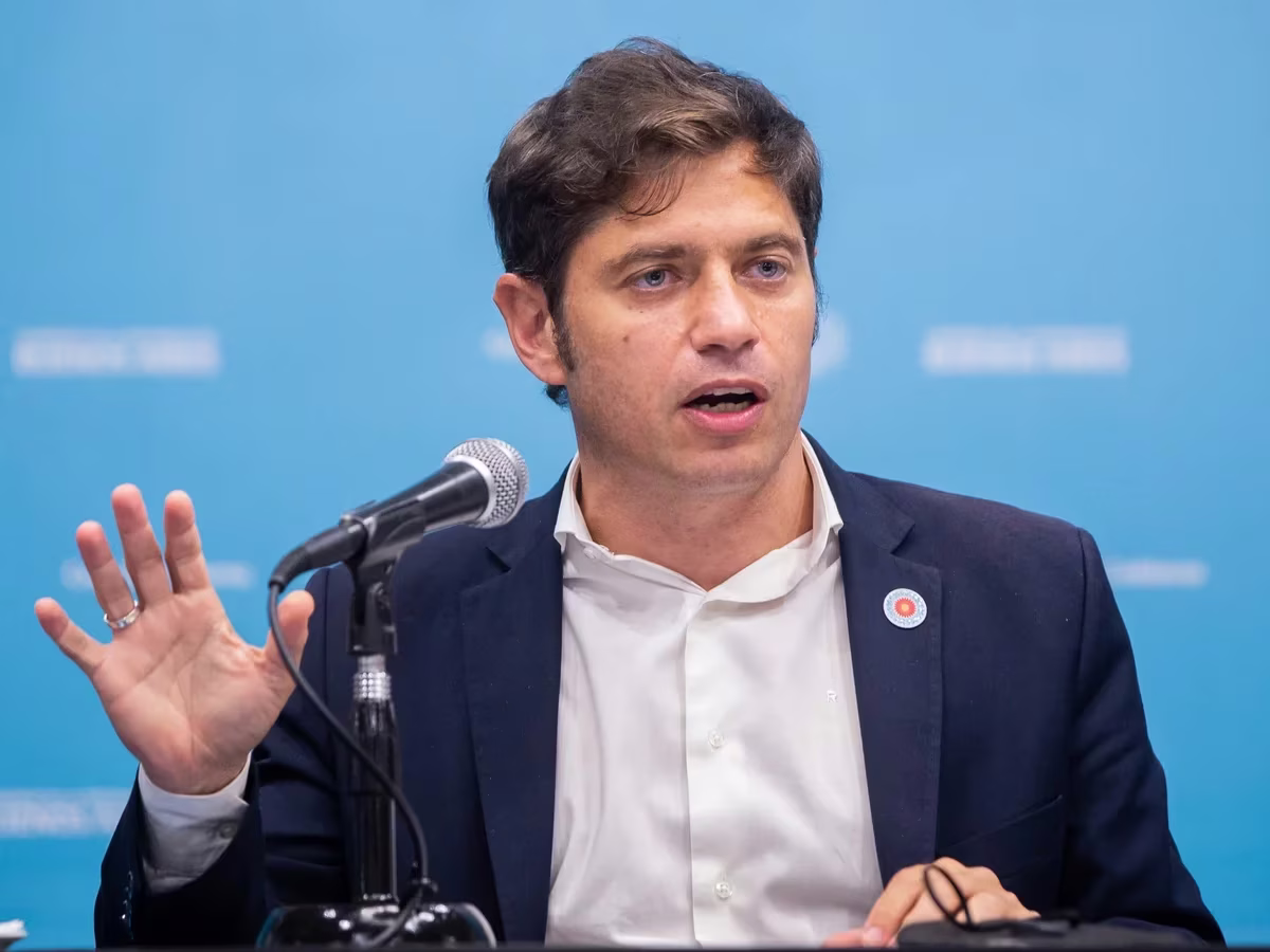 Axel Kicillof había anunciado ayer que su compañera de fórmula sería Verónica Magario. Axel Kicillof había anunciado ayer que su compañera de fórmula sería Verónica Magario.