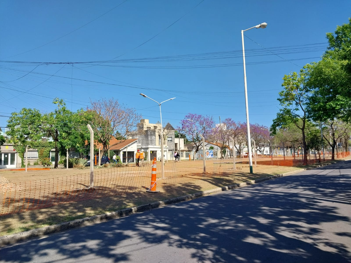 La plaza también funcionará como un espacio donde los trabajadores puedan comer y descansar.