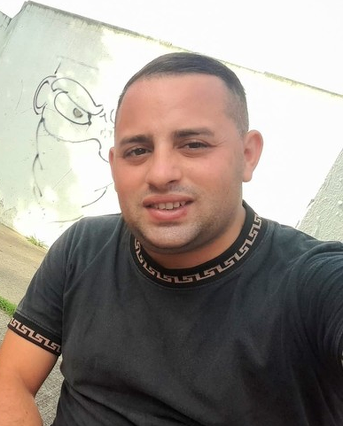 El policía que fue herido durante una persecución que se inició en Lanús. 