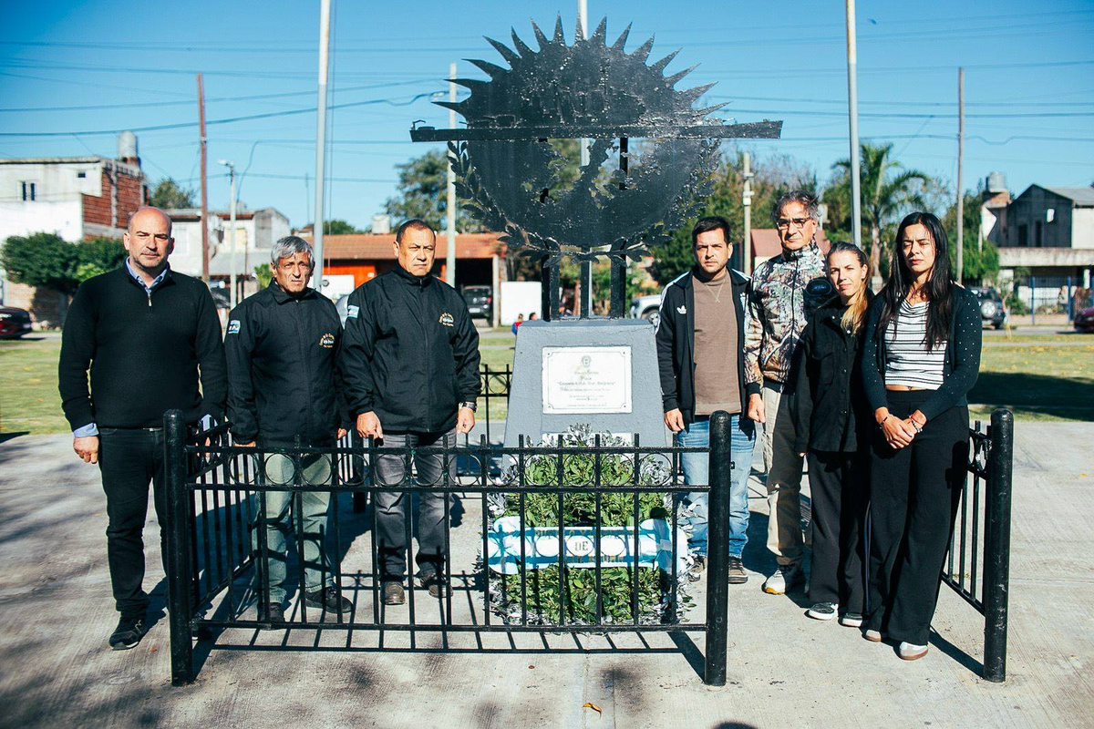 Autoridades municipales estuvieron presentes en ambos actos.