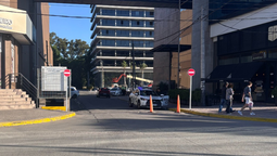 vecinos de canning valoran el nuevo sentido de circulacion de la calle giribone