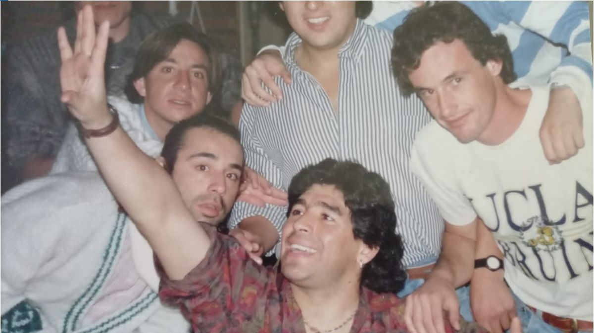 La noche histórica de Maradona en San Vicente: recuerdos, anécdotas y fotos inolvidables