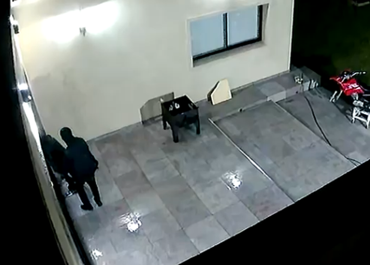 Los delincuentes forzaron una de las ventanas e ingresaron a la casa de Tiempos de Canning. 