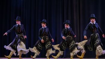 Dos chicos de San Vicente se consagraron campeones nacionales de malambo en Córdoba