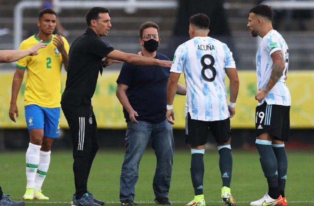 Escándalo en el partido entre Brasil y Argentina