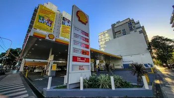 Se vendieron las estaciones de servicio Shell: la operación incluye espacios vitales en el conurbano