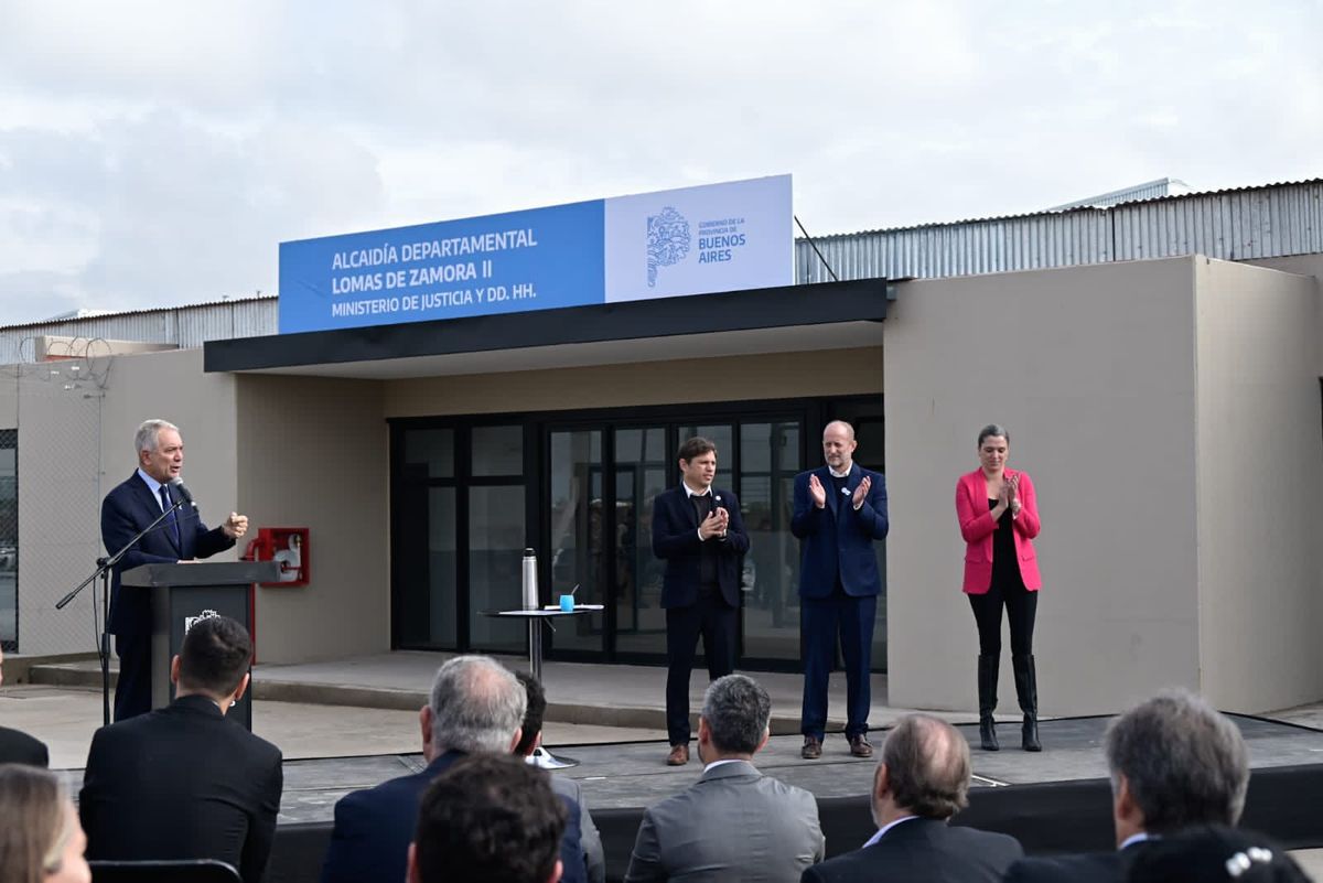 Inauguraron la nueva Alcaidía Departamental en Lomas de Zamora.