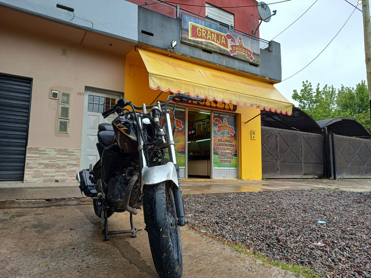 La moto robada a la granja Chicken de San Vicente.