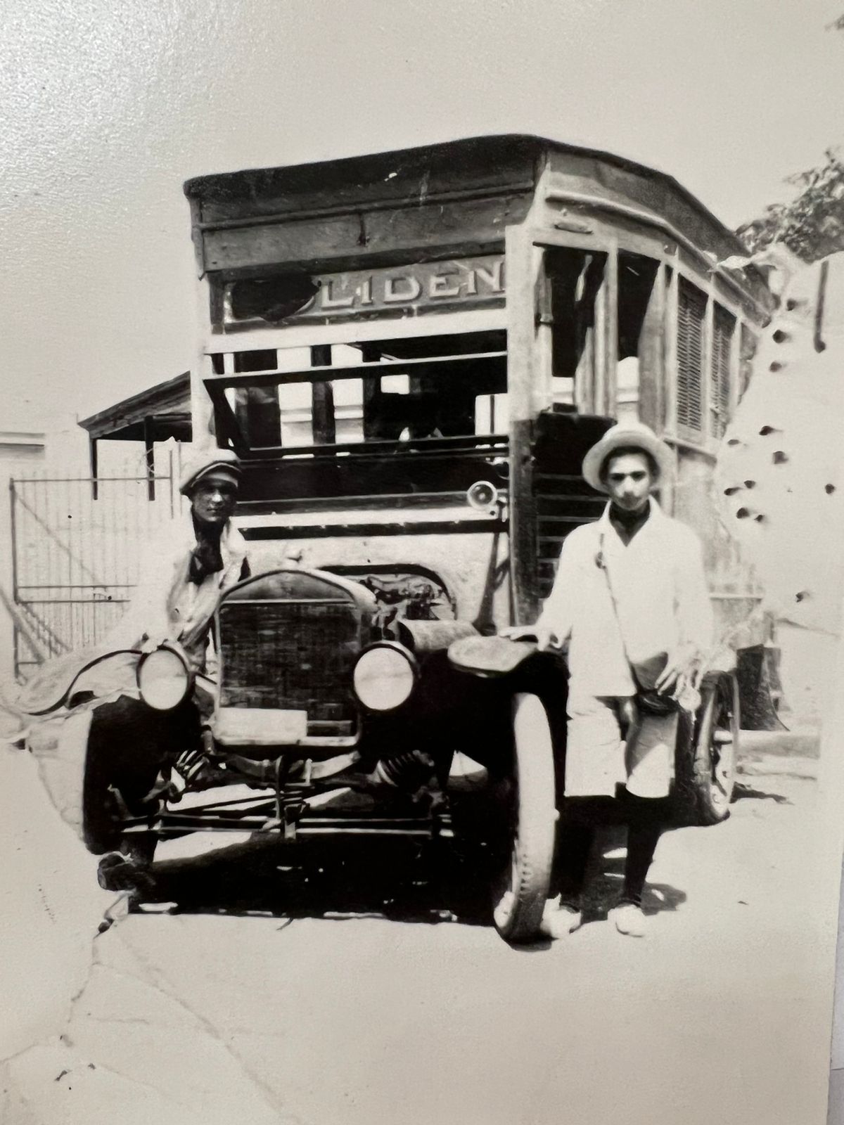 Uno de los primeros colectivos que circuló por Lomas de Zamora.