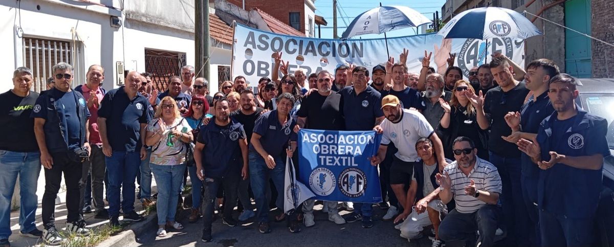 El pasado martes realizaron manifestaciones en la fábrica de Lanús.  Foto: Lanús Hoy