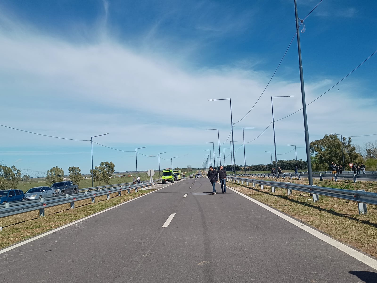 Kicillof inauguró la Autopista Presidente Perón: No venimos con motosierras, venimos con obras