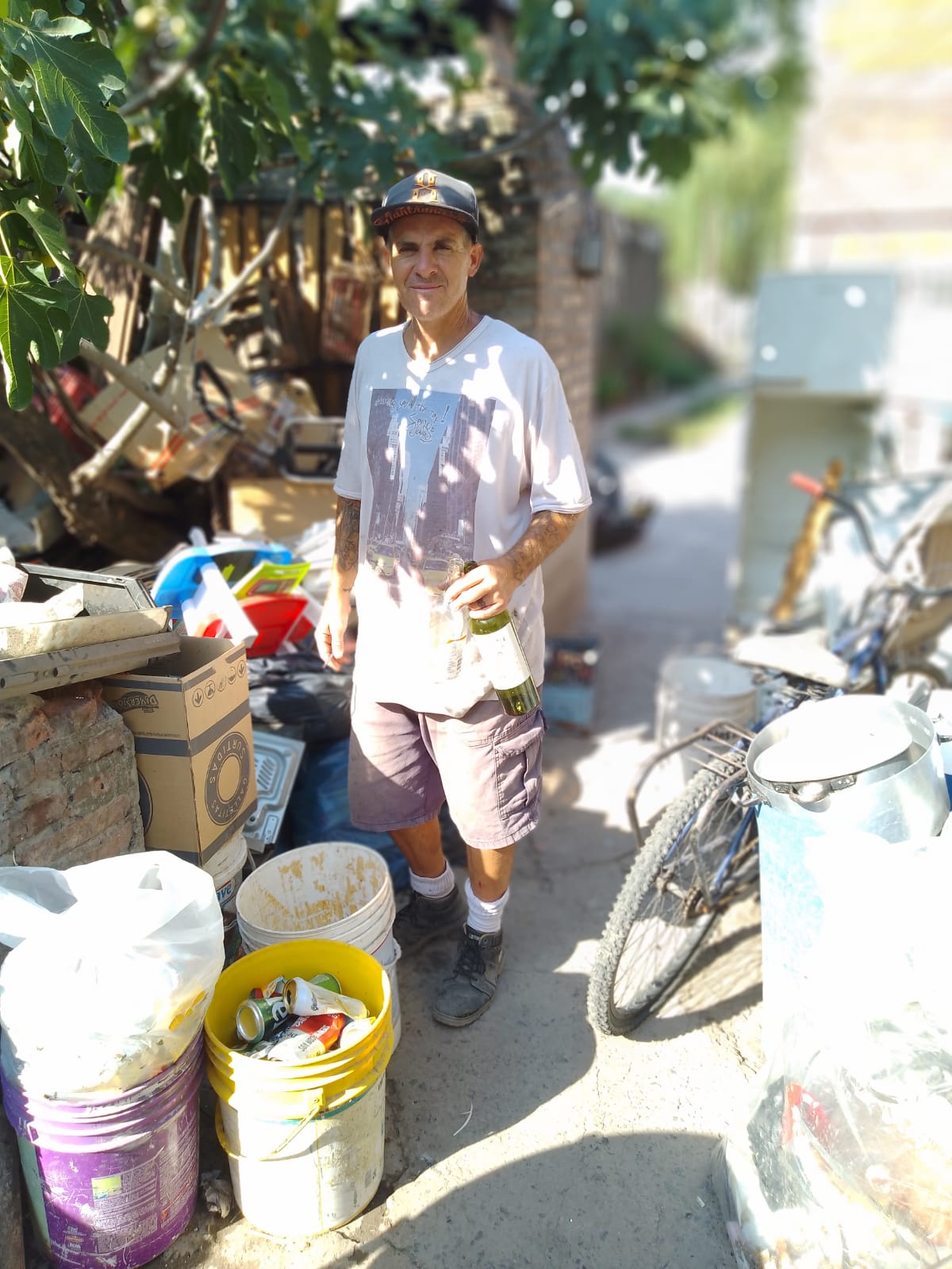 Rolando vivi&oacute; hasta 2016 en Estados Unidos. Hoy da clases de ingl&eacute;s en Loma Verde.