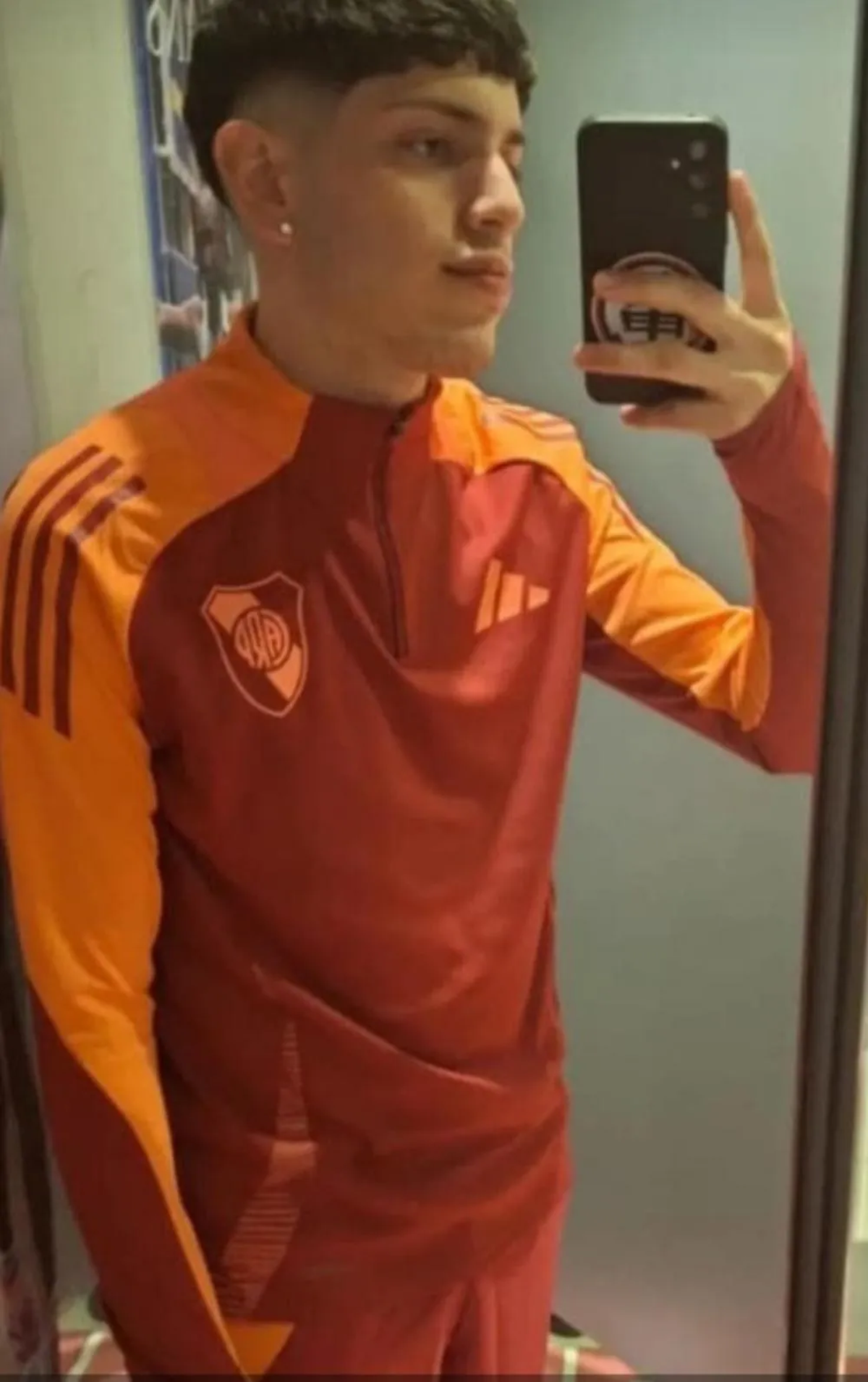 Brandon Luna, el joven que falleció mientras jugaba al fútbol en Lomas. 