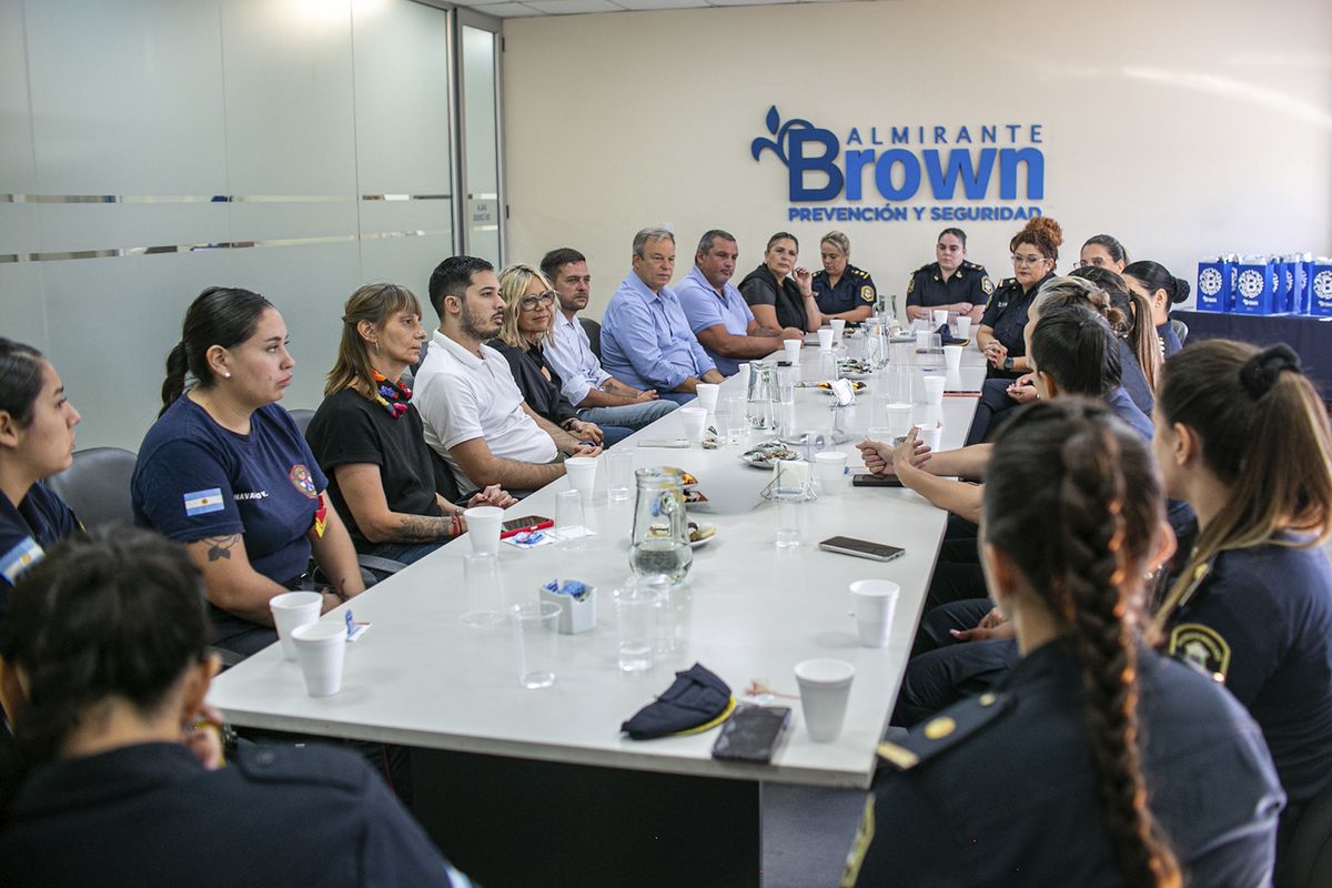 Mujeres de distintos rubros recibieron un reconocimiento en Almirante Brown.