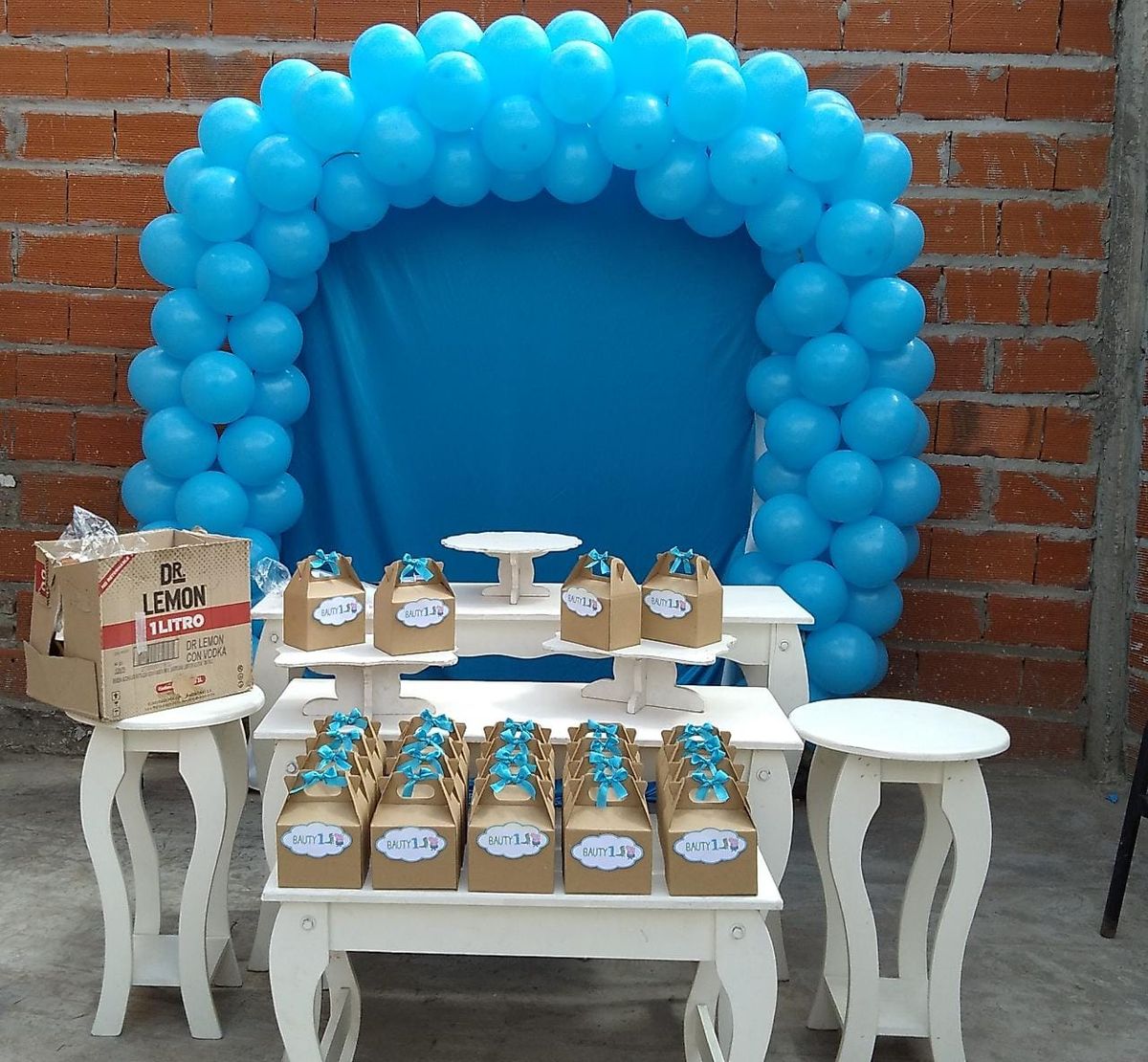 Preparativos para los festejos de los bautismos en Lomas