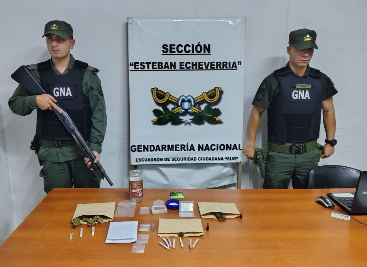 Los efectivos de Gendarmería encabezaron un operativo en El Jagüel. 