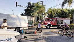 Choque entre una moto y una camioneta en Longchamps: un herido
