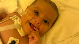 canning: ariana, una bebe de cinco meses, necesita un trasplante de corazon urgente
